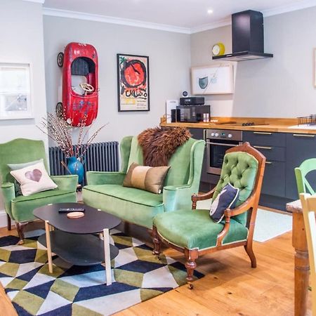 Unique 2 Bed In The Heart Of Bath With Parking Lägenhet Exteriör bild