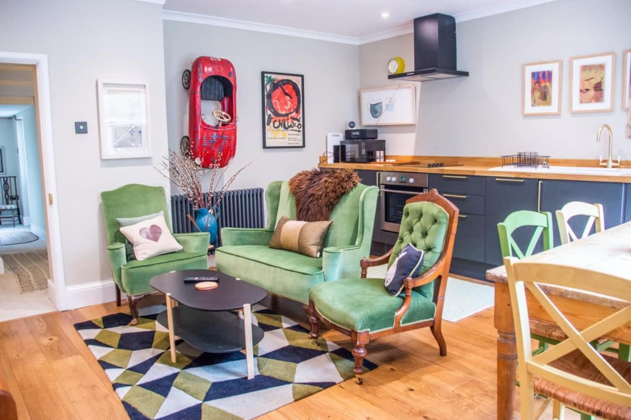 Unique 2 Bed In The Heart Of Bath With Parking Lägenhet Exteriör bild