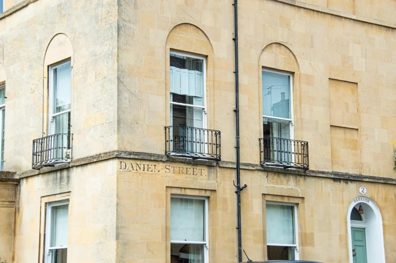 Unique 2 Bed In The Heart Of Bath With Parking Lägenhet Exteriör bild
