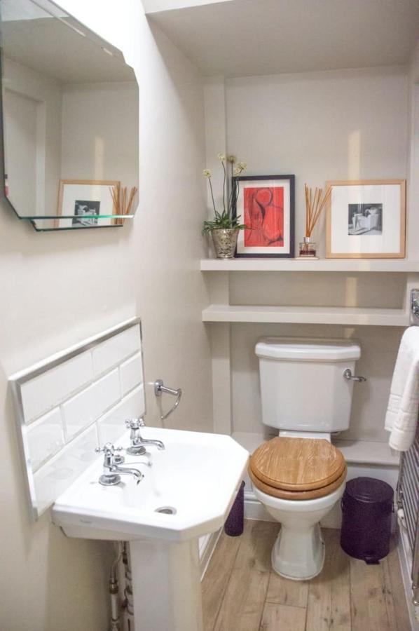Unique 2 Bed In The Heart Of Bath With Parking Lägenhet Exteriör bild